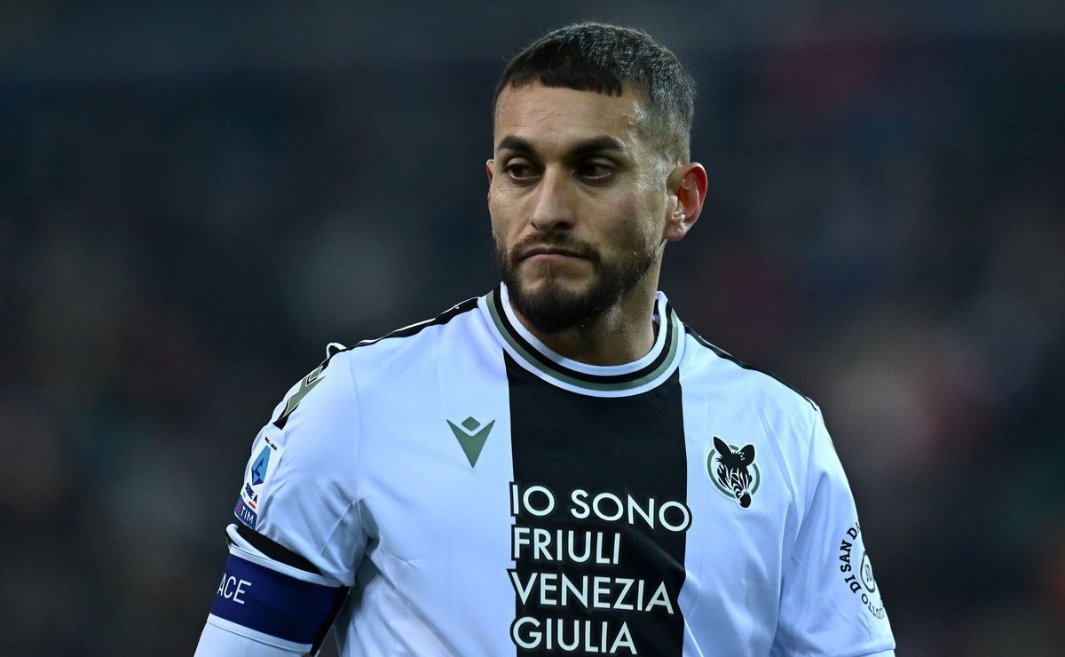 lembra dele? roberto pereyra é oferecido ao palmeiras em fim de contrato com a udinese