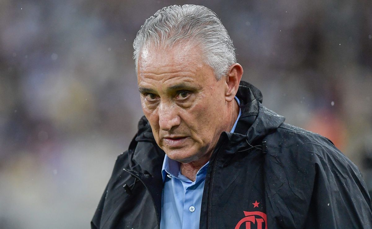 r$ 76,1 milhões: tite aprova chegada de atacante ex grêmio ao flamengo