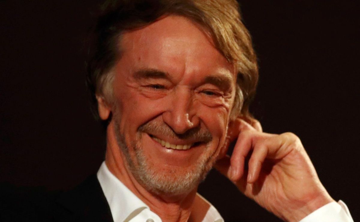 r$ 109 milhões: jim ratcliffe, dono do manchester united, quer atacante e flamengo pode faturar alto