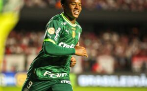 endrick fará possível último clássico pelo palmeiras nesta segunda feira