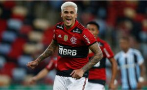 pedro assume a artilharia do brasil em 2024; confira o top dez