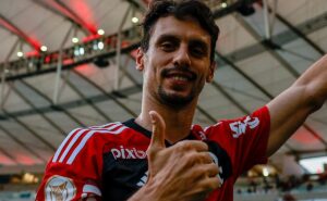 santos estuda a contratação do zagueiro rodrigo caio, ex são paulo e flamengo