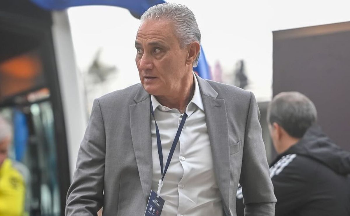 tite define saída de lateral e repercute entre flamenguistas: “o mesmo que liberou marquinhos do corinthians”