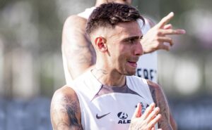 santos quer a contratação de gustavo mosquito; corinthians aceita liberação