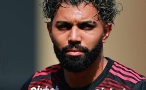 gabigol tem conversas avançadas com palmeiras, diz jornalista