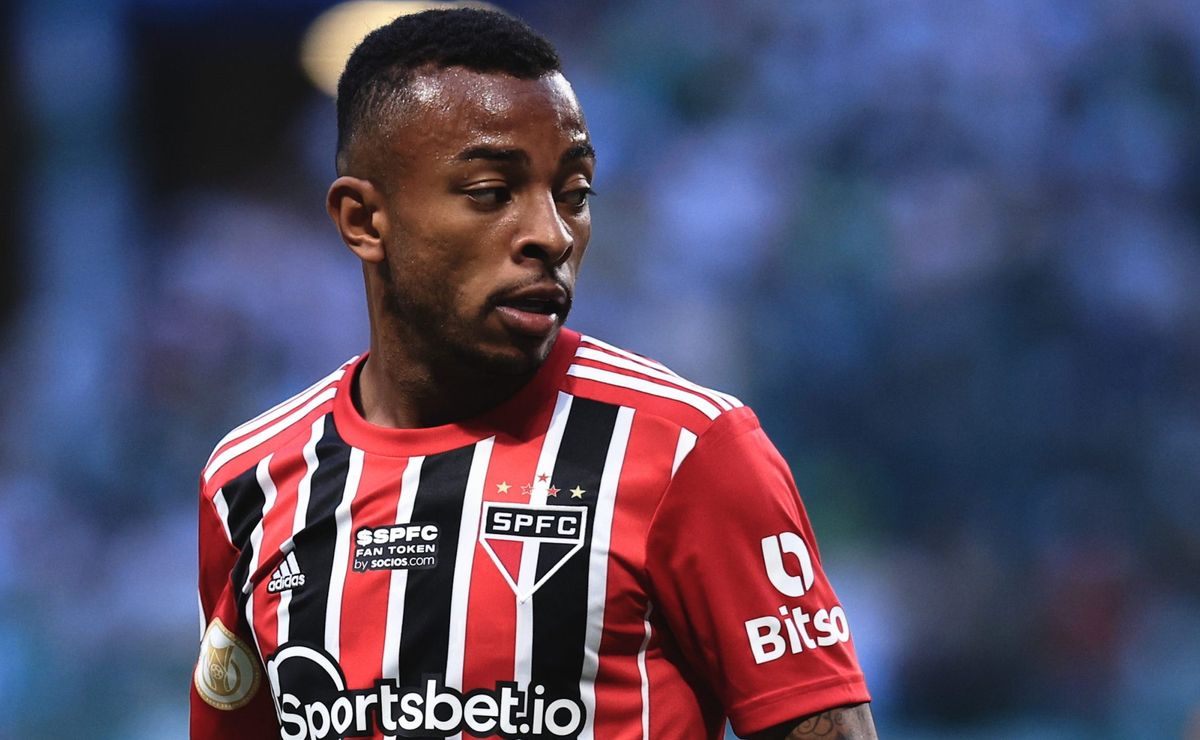 são paulo busca reposição de welington no santos por r$ 20 milhões; lateral está fora dos planos de carille