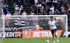 corinthians faz maior negociação do futebol feminino no brasil com venda de tarciane por r$ 2,5 milhões