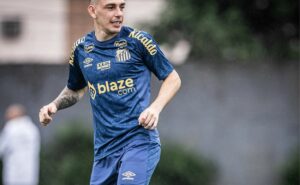 para gonzalo escobar, santos é o maior desafio de sua carreira