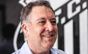 fifa avisa marcelo teixeira sobre fim do transfer ban ao santos; entenda a negociação