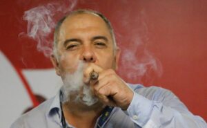 r$ 1,8 milhão por mês: marcos braz vai assinar com craque e flamengo planeja anúncio oficial