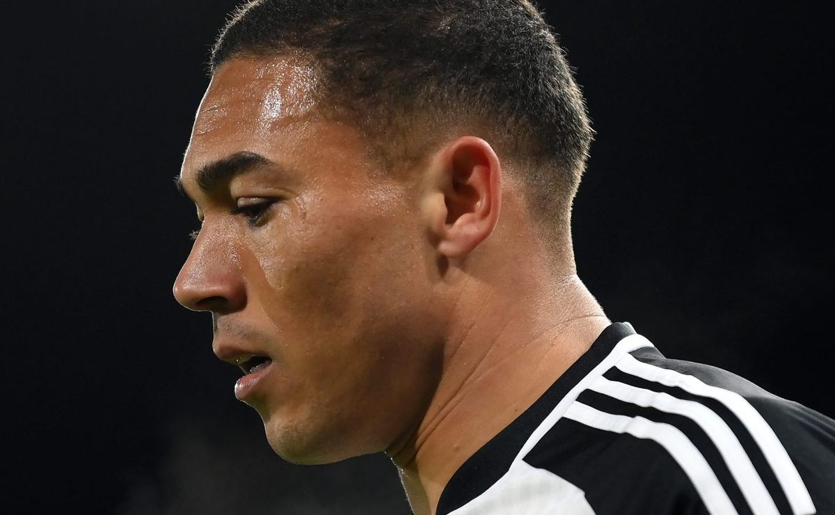 atlético mg quer contratar carlos vinicius de graça; entenda a operação