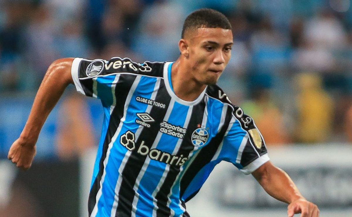 barcelona esp abre conversa por gustavo nunes e grêmio tem plano para efetivar oferta; entenda