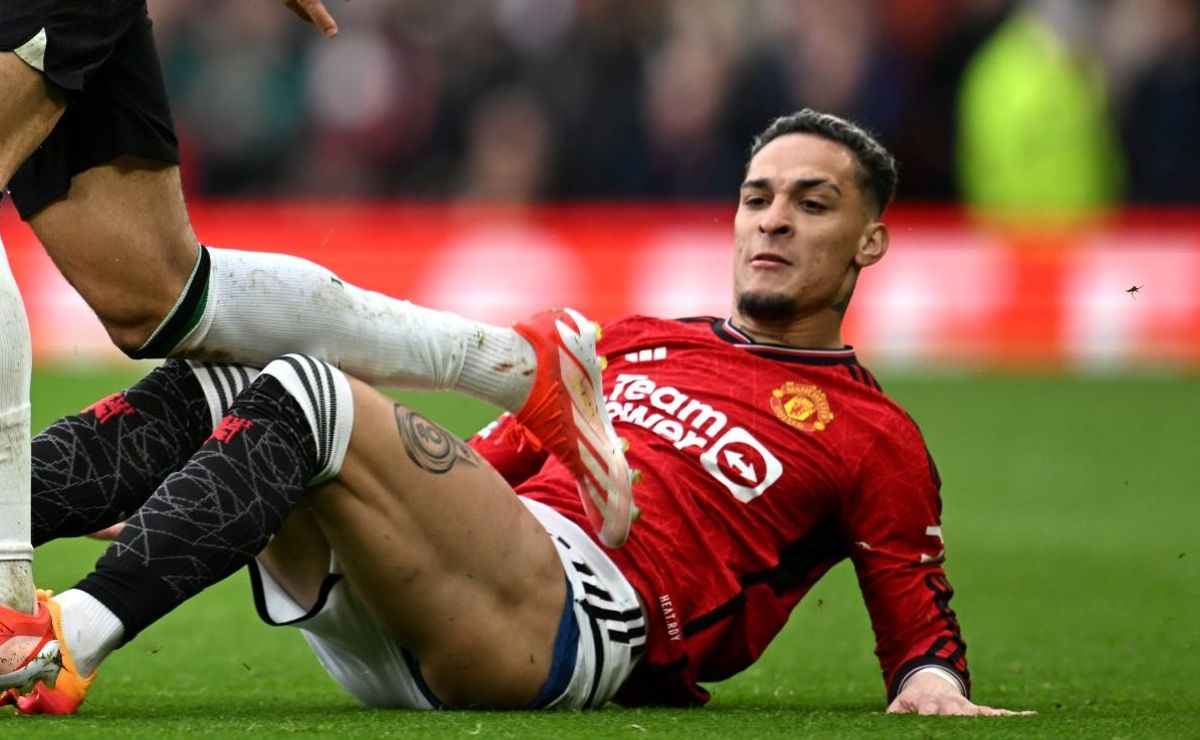 antony vive drama no manchester united e cria do são paulo recebe confiança de ten hag