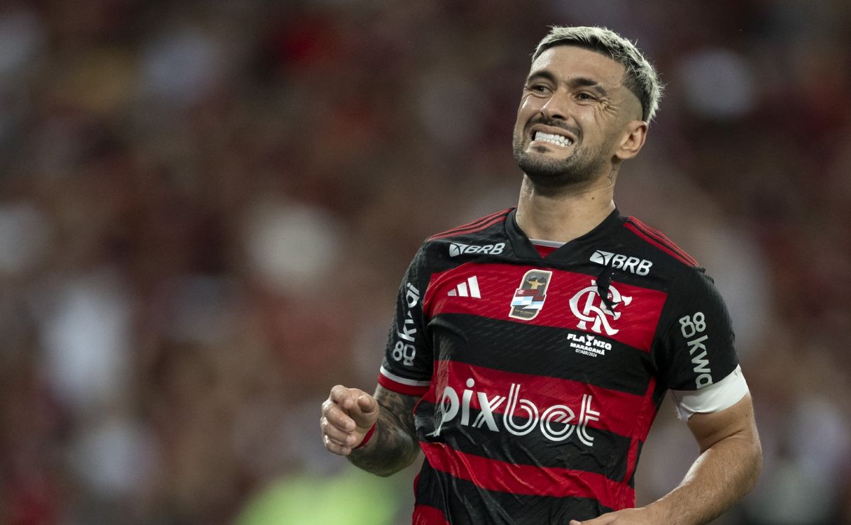 eric faria critica atuação de arrascaeta e pulgar em vitória do flamengo: "não vai bem"