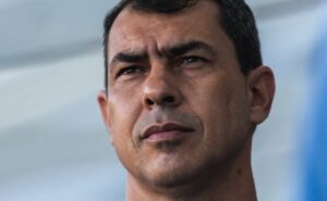 carille diz que falta de contratação de zagueiro no santos não fará falta