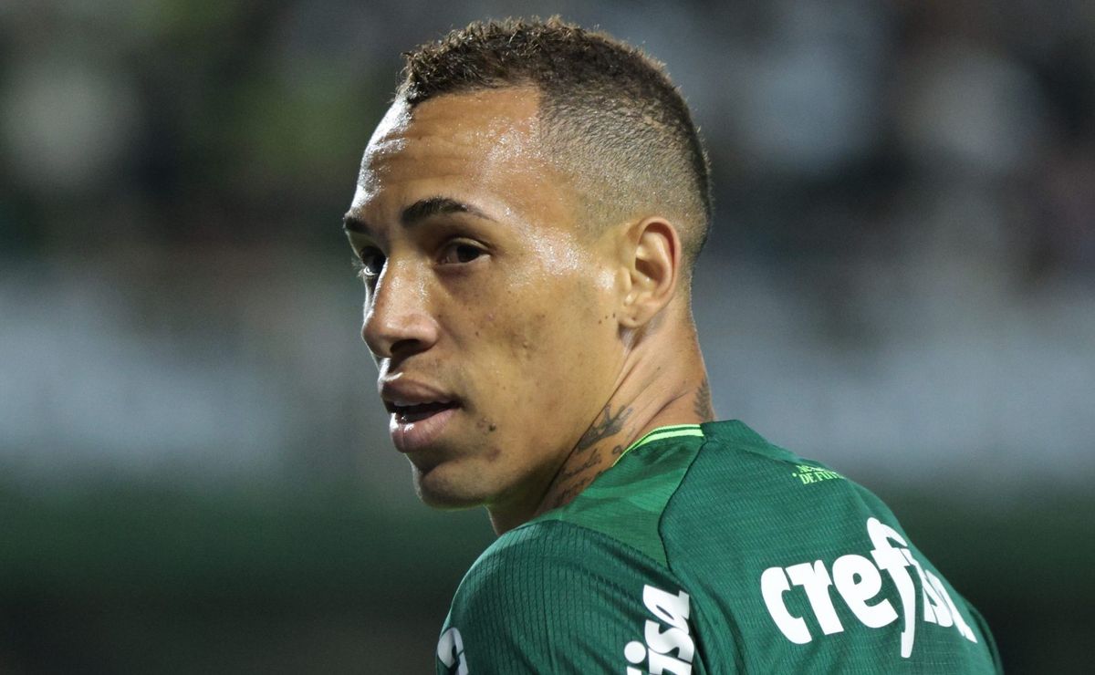 breno lopes está fora dos planos do palmeiras e pode facilitar contratação pelo santos