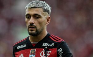 flamengo atualiza situação médica de arrascaeta após derrota para o botafogo; veja os detalhes