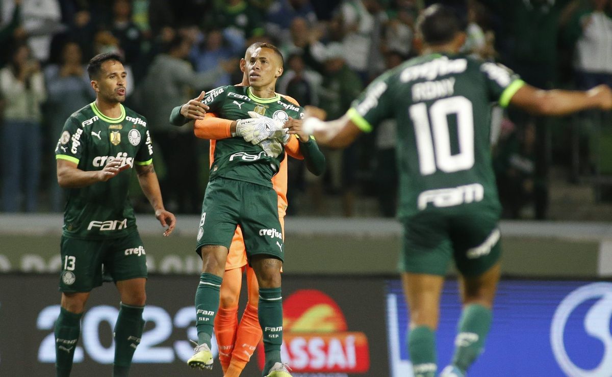 santos acerta a contratação de breno lopes; afirma jornalista