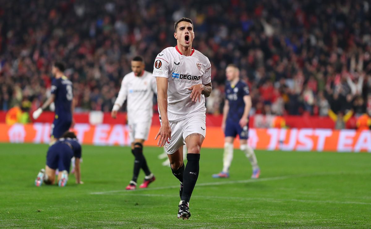 craque chegando? corinthians envia proposta por lamela, meia do sevilla e aguarda resposta  