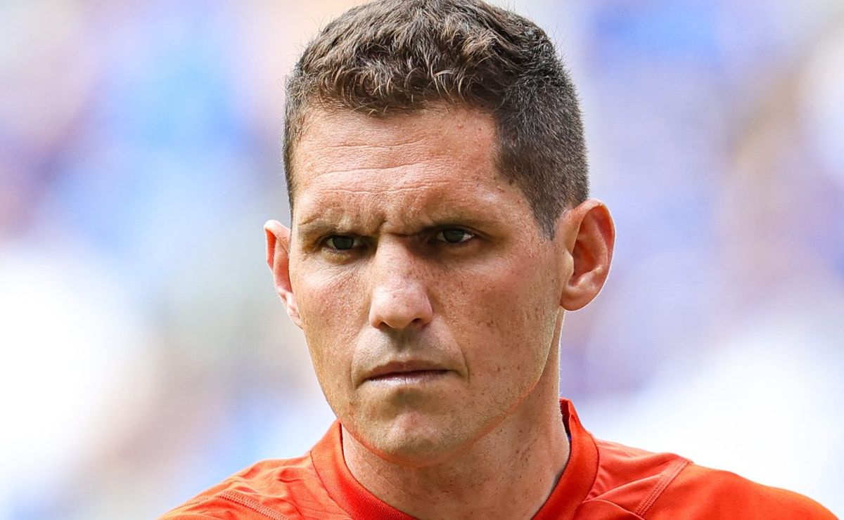 santos desiste de contratar rafael cabral e vai para série b com joão paulo como titular