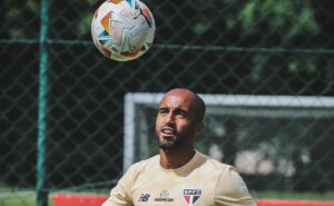lucas moura está próximo de voltar a jogar no são paulo após lesão; veja previsão