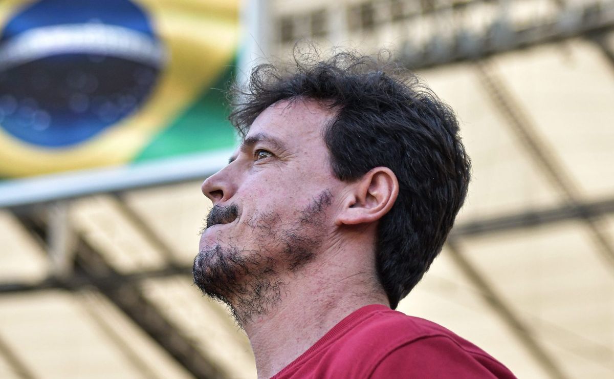 hablou tudo! diniz mandou a real sobre a situação carpini e critica postura dos clubes: “acho ridículo”