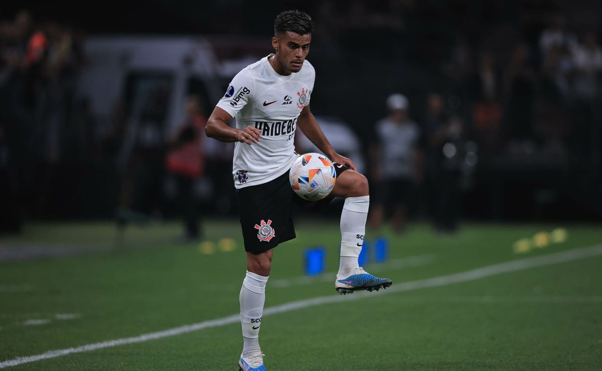 fiel critica fausto vera em derrota do corinthians: "É jogar com 1 a menos"