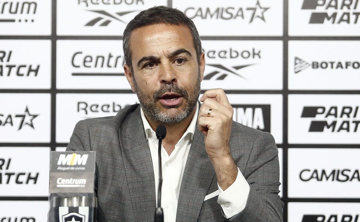 artur jorge faz mudanças no botafogo em busca da primeira vitória no brasileiro
