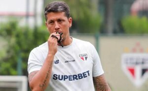 agora: carpini prepara mudança tática para o jogo contra o cobresal pela libertadores