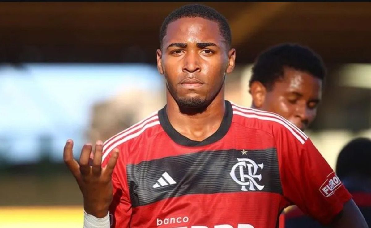 r$ 280 milhões: lorran tem futuro definido no flamengo após interesse do chelsea, real madrid e united