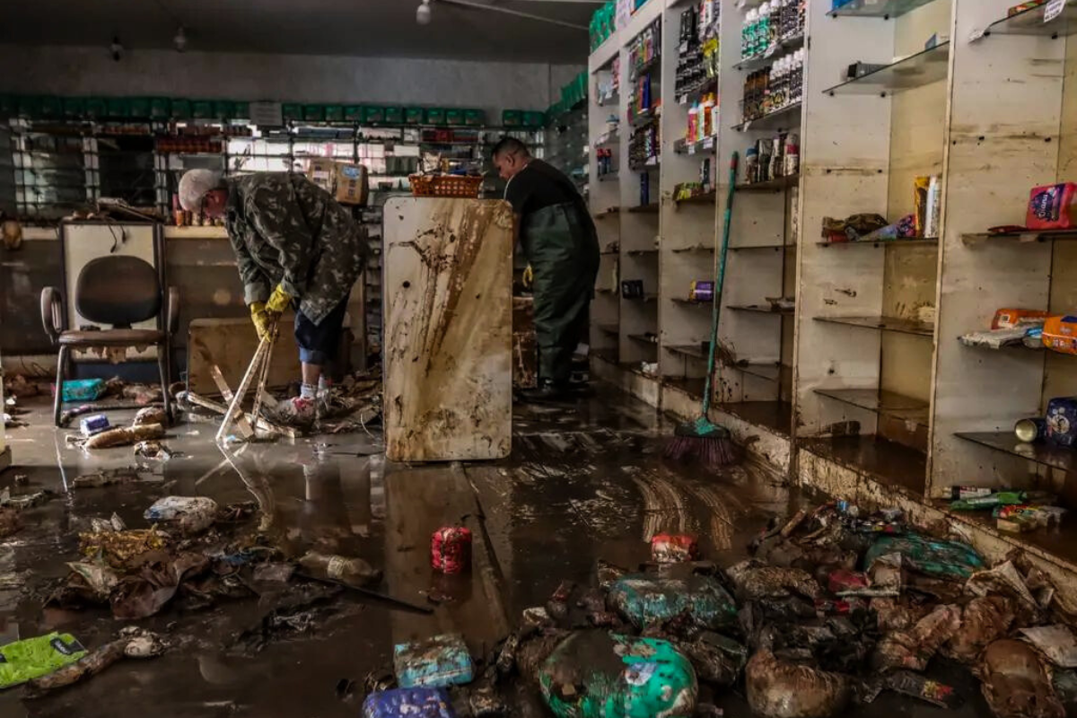 thousands of rio grande do sul health facilities hit by floods, report