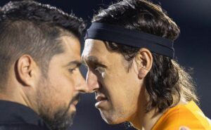 o fim de uma era? boas atuações de carlos miguel afastam cássio da titularidade