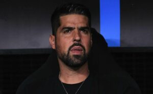 em meio a mistério, antónio oliveira idolatra cássio após goleada do corinthians: “vou morrer feliz”