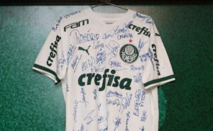 diretor de marketing do palmeiras sonha com camisa de jogos com apenas uma marca em 2025: "fica muito bonita"