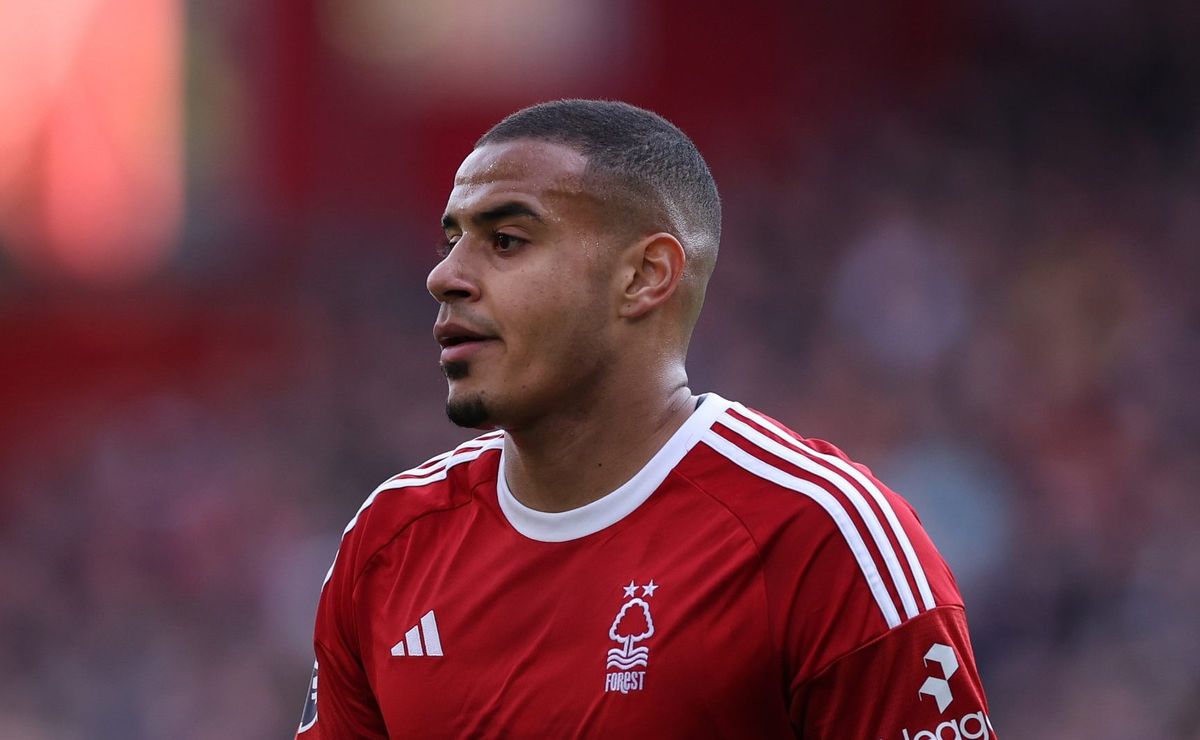 murillo recebe prêmio na inglaterra e torcida do corinthians repercute: “troco de bananas”