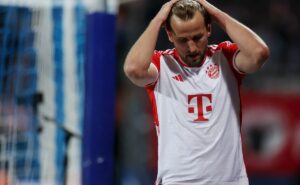 após a eliminação do bayern de munique para o real madrid, harry kane perdeu o título 61 na carreira