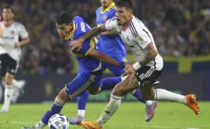 palmeiras avalia contratação de alan saldivia, do colo colo; felipe melo elogiou zagueiro na libertadores