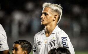 santos perde para o amazonas, mas patati recebe elogios de parte da torcida