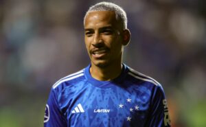 matheus pereira fala sobre permanência no cruzeiro e brinca: "só falta pagar"