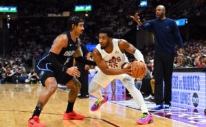 cavaliers miram eliminação do magic em orlando: onde assistir ao jogo 6