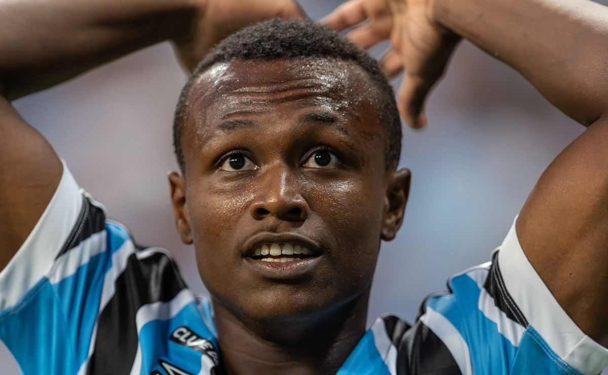 r$ 54,5 milhões: venda de nathan fernandes tem decisão do grêmio após oferta programada da europa