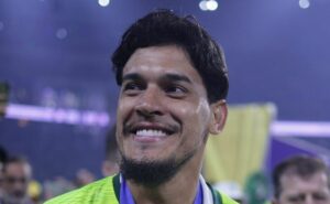 gustavo gómez marca pela 7ª libertadores seguida e amplia história no palmeiras