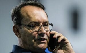 novo dono do cruzeiro, pedrinho bh, fecha com o medalhão mina, zagueiro oferecido ao flamengo