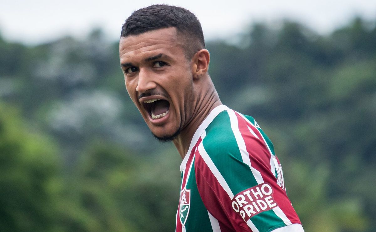 jefté vai ficar na europa e fluminense é surpreendido com novo concorrente na negociação; entenda