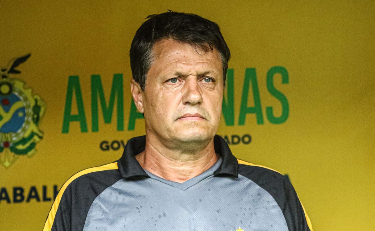 adilson batista revela tática contra o santos e menciona carille: “neutralizar, marcar forte”