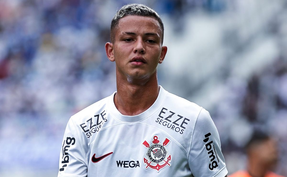 caso indefinido: kayke, autor do gol do título da copinha, tem futuro incerto no corinthians após pedir o dobro da oferta