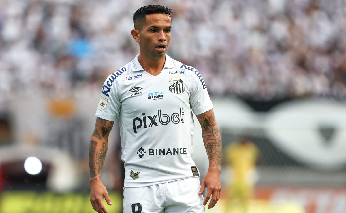 presidente do argentinos juniors critica santos em dívida por carabajal: "uma vergonha"