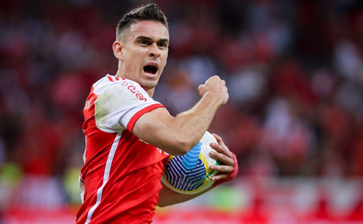 borré fala sobre difícil momento no rs e sobre equipe focada em título