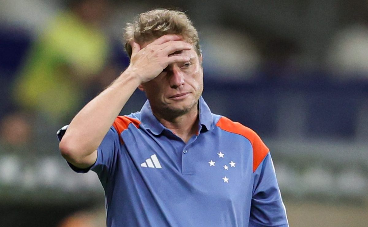 fernando seabra faz alerta no cruzeiro mesmo com vitória: "poderíamos ter concretizado as chances"