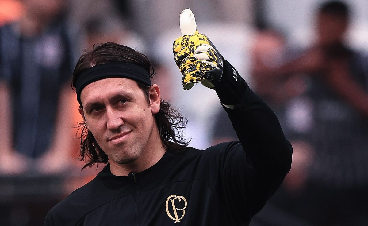 cássio é especulado no cruzeiro após ir para o banco do corinthians e verdade é exposta